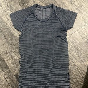 Lululemon Womens Swiftly Tech Short Sleeve